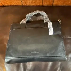 Dooney Bourke Florentine Hunter messenger bag
